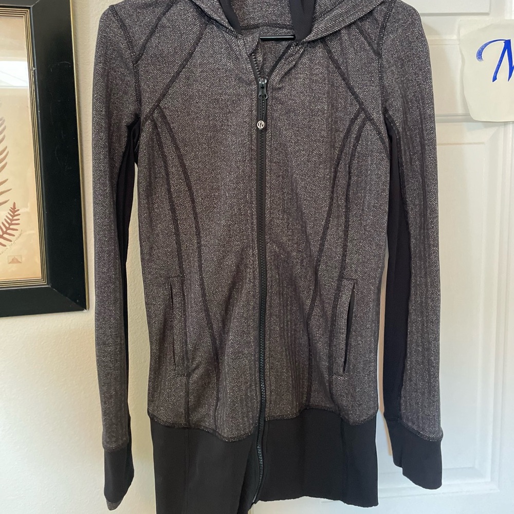 Lululemon Houndstooth and Black Ribbed Hoodie